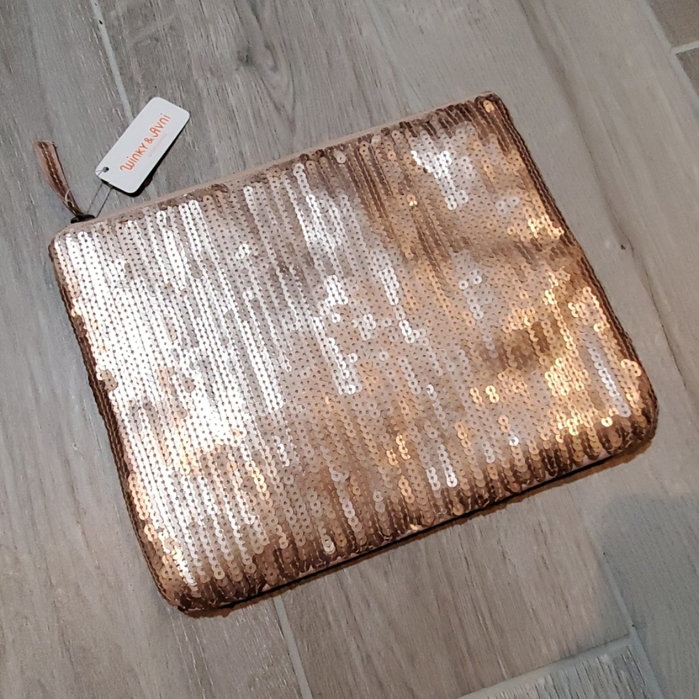 Winky & Avni Nude Peach Sequin Clutch Bag NEW!